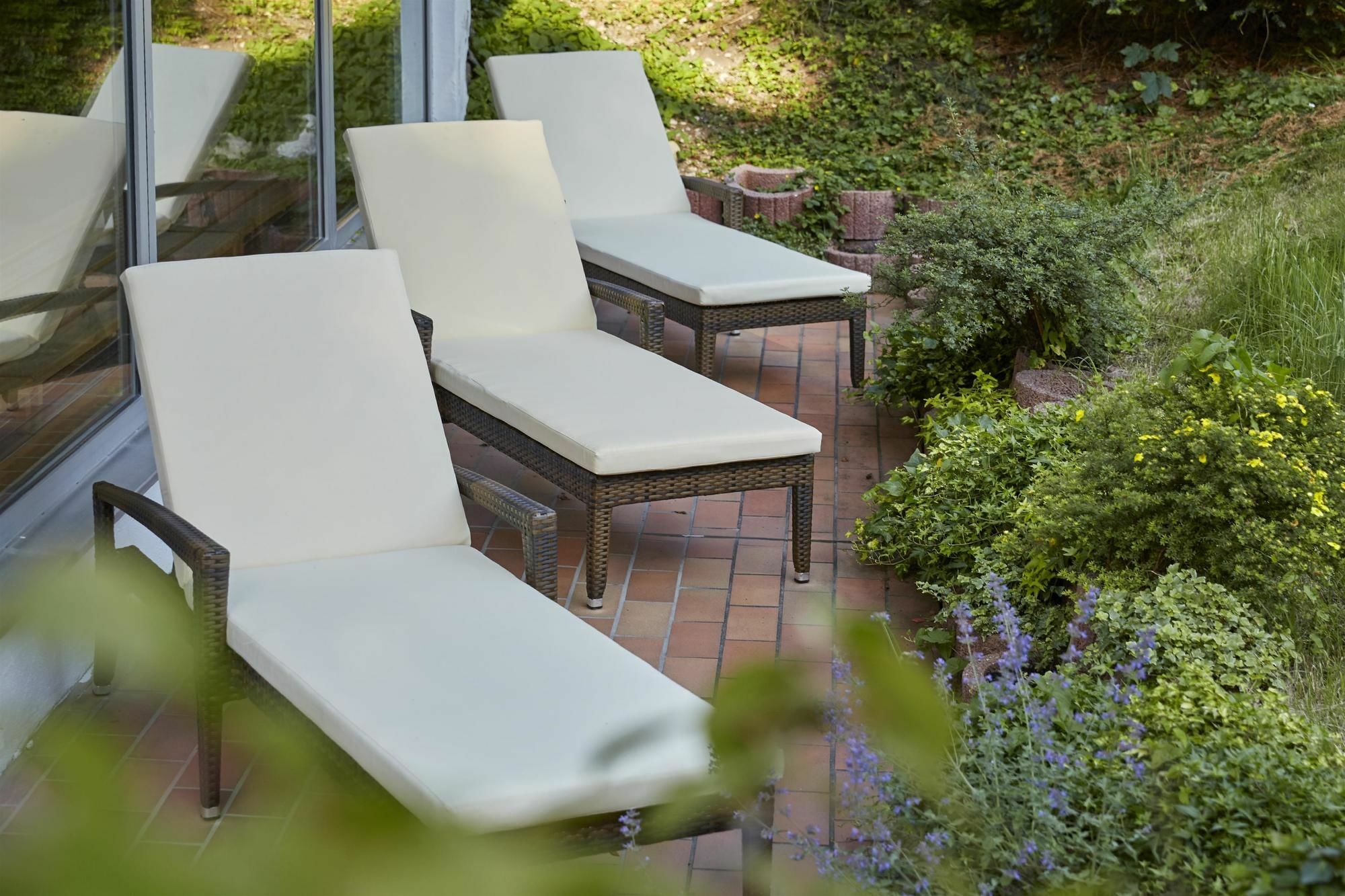 Hyperion Hotel Garmisch - Partenkirchen Εξωτερικό φωτογραφία Sunloungers